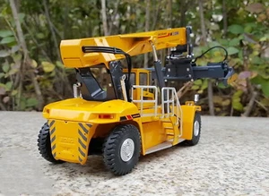 1/50 Scale XCMG XCS45 Container Reach Stacker Diecast Model Collection Toy Rare - Picture 1 of 6