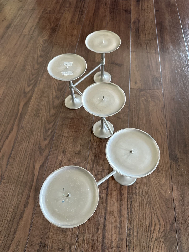 SOPORTE DE VELA DE 5 PILARES DE PELTRE DE GRANERO DE CERÁMICA de colección con bisagras Foto 1 de 4