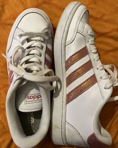 adidas Women's Grand Court SE Tennis Cloudfoam Shoes FY4290 size 7.5 Rare Color! - Picture 1 of 6
