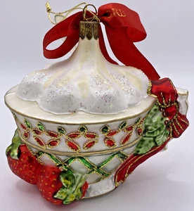 WATERFORD Holiday Heirloom Ornament ~ LISMORE TEACUP W/CREAM & STRAWBERRIES - Picture 1 of 11