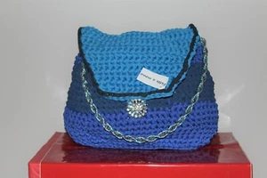 Borsa donna realizzata a mano con fettuccia in lycra blu/oltremare/azzurra - Foto 1 di 7