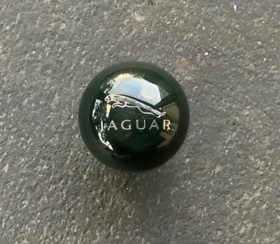 Perilla de cambio de marchas de madera BRG con incrustaciones JAGUAR XJ6, XJS, XJ8, XK8, XJR, XKR, XK, tipo S, tipo X Foto 1 de 4