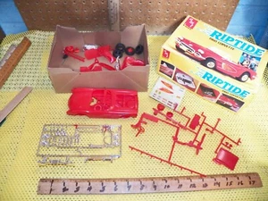 1984 AMT ERTL "RIPTIDE" 1960 Corvette 1:25 Scale Plastic Model Kit #6621 - Picture 1 of 8