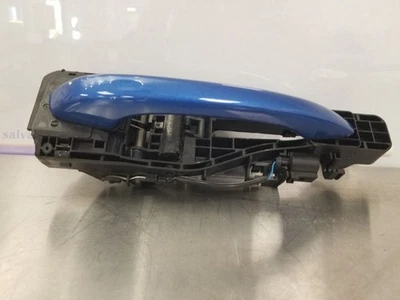 18 2018 PPORSCHE MACAN S ВНЕШНЯЯ РУЧКА ЗАДНЕЙ ДВЕРИ СИНЯЯ ДЛЯ ПРАВОГО ПАССАЖИРА - Изображение 1 из 4