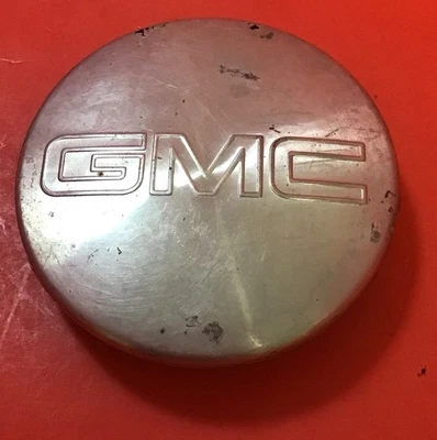 UNA tapa central usada GMC Sierra 1500 Denali Yukon XL MECANIZADA 9595383 TAPA 5904 Foto 1 de 4