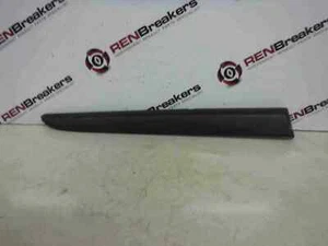 Renault Clio MK3 2005-2009 Drivers OSR Rear Panel Moulding Trim 3dr 8200289933 - Picture 1 of 2