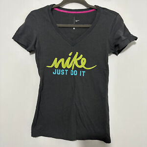 T-shirt femme gris vêtements de sport Nike XS 100 % coton col en V manches courtes