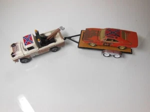 Dukes of Hazzard / Johnny Lightning 1969 Charger / 1959 Tow Truck / Hauler  1/64 - Picture 1 of 17