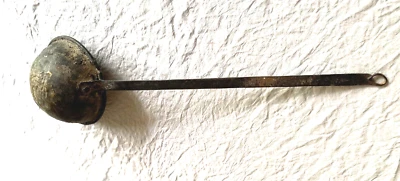 Antiguo cucharón de sopa de tren de vagón cubierto de 1800 Foto 1 de 4