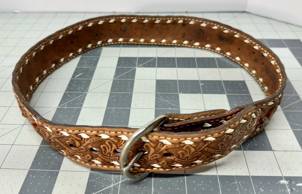 Cinturón de cuero vintage años 80 con nombre en relieve “MORGAN”. ¡Único en su clase! Foto 1 de 4
