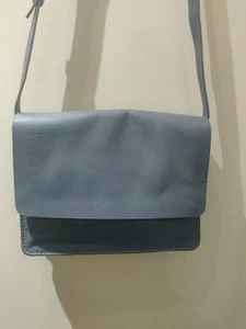 BNWOT Clarks Womens Grey Leather Cross Body Bag - Picture 1 of 9