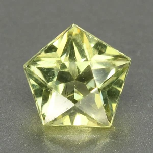 0.52 Ct Elegant Perfect Star Cut Cut 5 MM 100% Natural Green Brazil Apatite - Picture 1 of 5