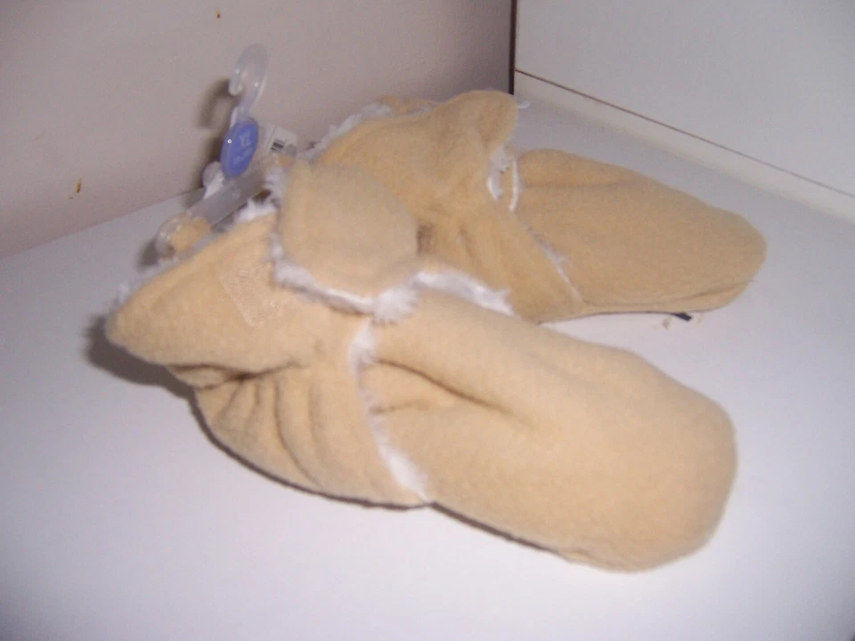 Hudson Bay Sherpa Forrado Scoots con Fondo Antideslizante Bronceado 18-24 Meses Foto 1 de 1