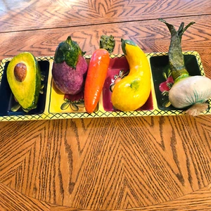 Servidor 18"~Jay Imports Plato Rectangular 4 Seccionales con Pantalla Fruta. - Imagen 1 de 9