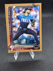 2025 Topps Aaron Nola /2025 Gold Border - Picture 1 of 2