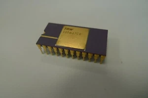 TRW Inc 1016J7C8 8-Line Digital Multiplexer DIP24 IC - Picture 1 of 14