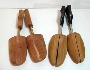 Zwei Paar Schuhformen - Bild 1 von 3