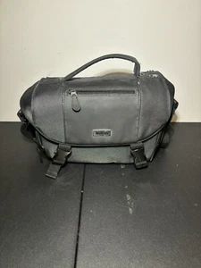Nikon Deluxe Digital SLR DSLR Black Padded Shoulder Strap Camera Case Bag 17001 - Picture 1 of 8