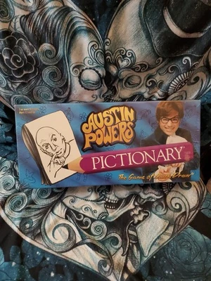 Pictionary Party Game Austin Powers Edition 2002 USAopoly - Image 1 of 4