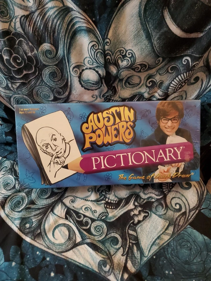 Pictionary Party Game Austin Powers Edition 2002 USAopoly - Image 1 of 4