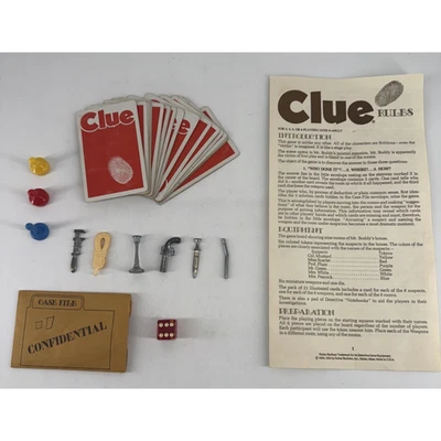 1972 Clue Board Game Replacement Pieces Lot Case File, 3 Pawns, 6 Weapons, Cards - Image 1 of 4