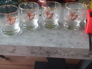 4 Vintage kleine Gläser mit Fuchs und Peitsche an - Bild 1 von 5