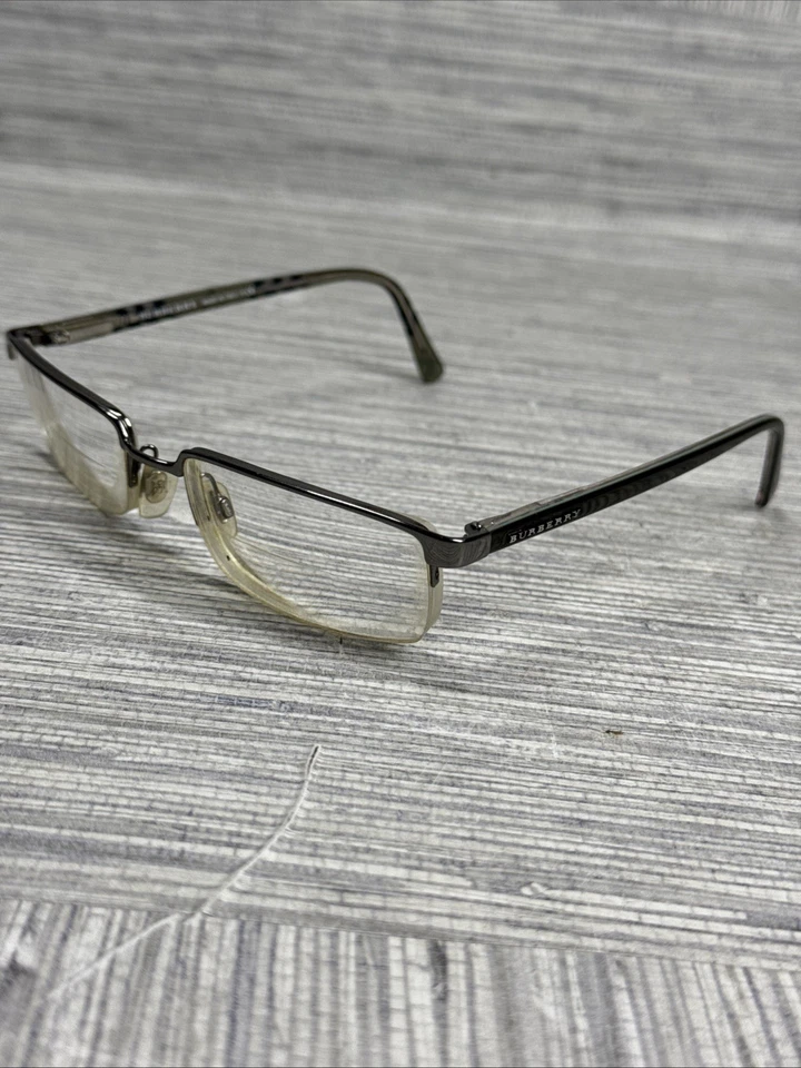 Burberry 52 16 140 Italy Designer Eyeglasses - Frames Only - Image 1 of 4