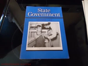 STATE GOVERNMENT THE COUNCIL OF STATE GOVERNMENTS MAGAZINE 1940 DECEMBER - Picture 1 of 2