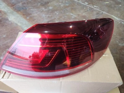 Lanterna traseira direita LED 2013-2017 VOLKSWAGEN CC fabricante de equipamento original - Imagem 1 de 4