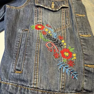 Bagatelle Women’s Denim Jacket Embroidered Applique Art Pop Patchwork Size XL - Picture 1 of 22