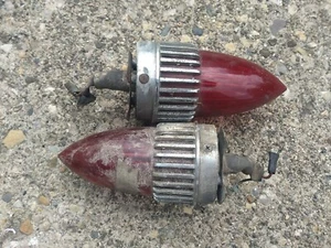 Dos lámparas traseras incandescentes estilo bala Cadillac 1959 originales con lente roja - Imagen 1 de 6