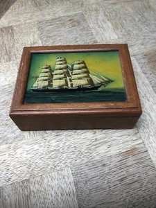 wooden box with picture postcard on lid 6 x 4.5 x 2 inches - Picture 1 of 2