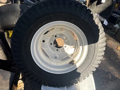 (L40) Craftsman Rear Tire & Rim 23x10.5-12 / 917.276020 - Image 1 of 4