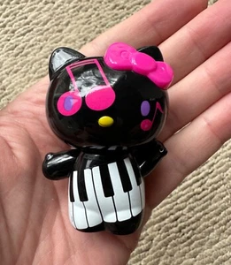 2009 Hello Kitty 'Piano' figurine by Sanrio - JAKKS Pacific - Picture 1 of 8