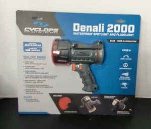 Cyclops Denali 2000 Waterproof Spotlight Floodlight Rechargeable 2000 Lumens - Picture 1 of 4