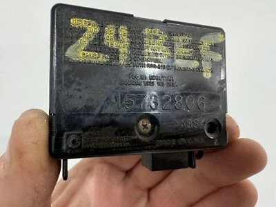 1998-2001 Chevy S10 Silverado GMC Sonoma Sierra Theft-Locking Module 15732806 - Image 1 of 4