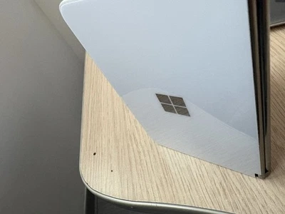 Microsoft Surface Duo First Generation 128GB White  Android Italia - Immagine 1 di 3