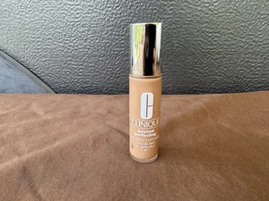 Clinique Beyond Perfecting Foundation + Concealer 17 Nutty .17oz / 5ML *NEW* - Picture 1 of 3