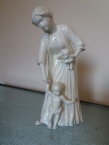 Royal Worcester Mother & Child "First Steps" Compton & Woodhouse Figurine