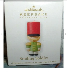 Hallmark 2010 - soldado sonriente - club de adornos de recuerdo - como nuevo en caja - Imagen 1 de 1