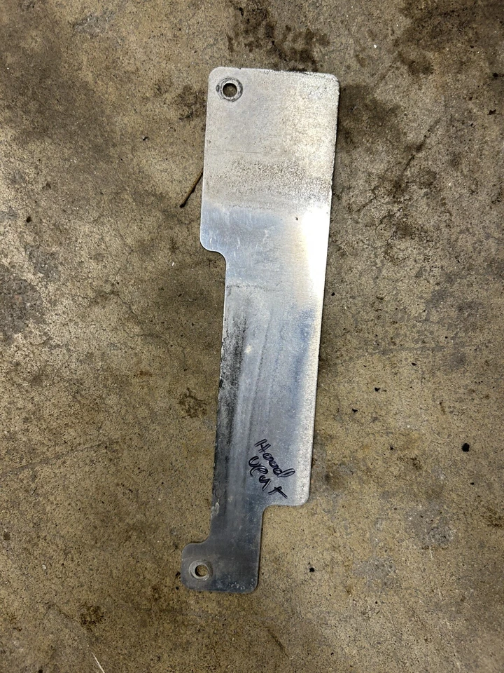 1998 Ski Doo Formula Z 670 Hood Vent Plate - Image 1 of 1