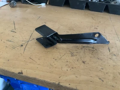 Soporte de manguera de calefacción Pontiac GTO 1965-1966-1967-1968 Foto 1 de 4