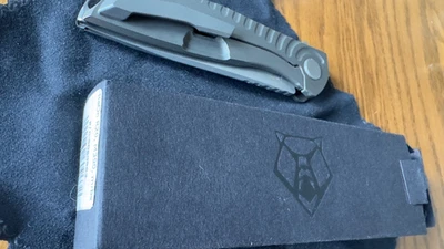 Shirogorov NeOn R20 con M390 Foto 1 de 4