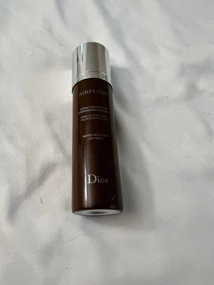 Base en spray Dior Backstage Airflash sombra 7N 2,3 oz sin caja Foto 1 de 2