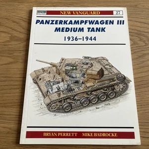 Panzerkampfwagen III Medium Tank 1936–44 (New Vanguard, 27) C1 - Bild 1 von 2