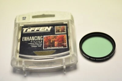 Vivitar 49mm Enhancing filter with plastic case. New old stock. - Image 1 of 4