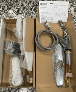 $247 NIB Delta Foundations Single Handle Pull-Out Kitchen Faucet Chrome, B4310LF - Picture 1 of 7