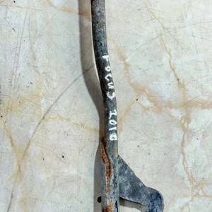 Ford Focus 2010 Dipstick Tube/Oil Level Indicator OEM - Picture 1 of 4