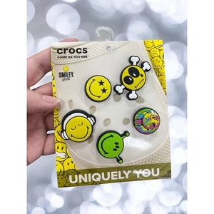 NEW CROCS Uniquely You Jibbitz Shoe Charms Smiley Faces Smile Yellow Green - Picture 1 of 1