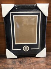 New York Yankees New 8x10 Photo Vertical Team Medallion Frame Kit